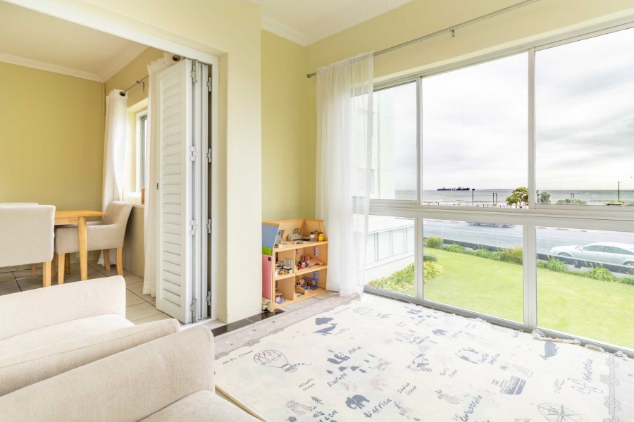 2 Bedroom Property for Sale in Mouille Point Western Cape